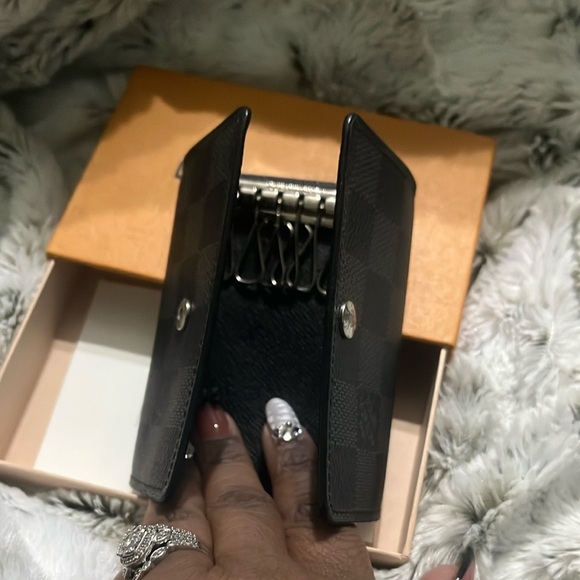 🆕️ Demier LV 6 hook Keyholder Full Inclusion!! - Picture 5 of 6